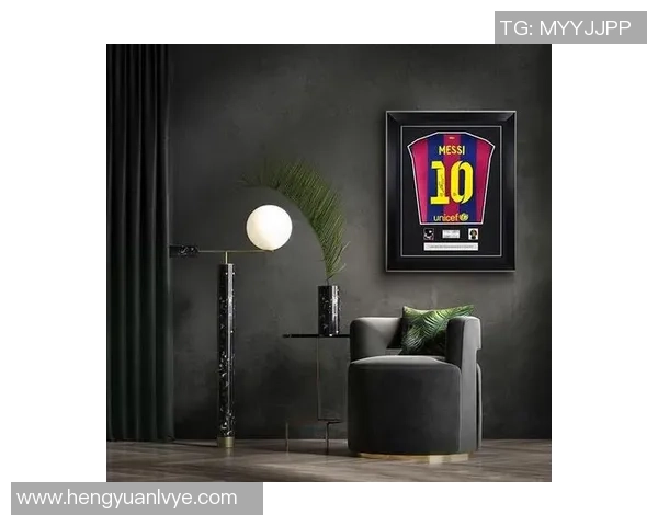 足球巨星定妆照两位球员同框展现英姿凝聚未来荣耀与期待 足球巨星定妆照两位球员同框展现英姿凝聚未来荣耀与期待